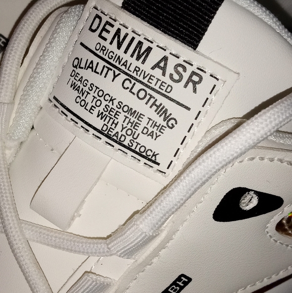 Shoe's - Picture 8 of 9